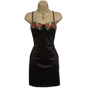 NWT floral embroidery mini dress